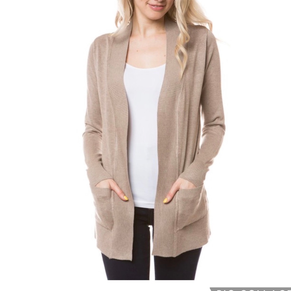 Soft and stretch cardigan